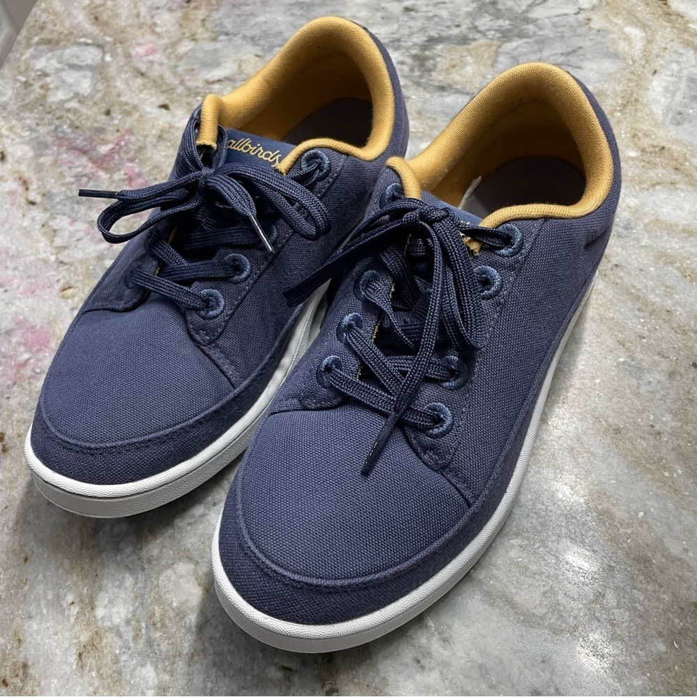 ALLBIRDS Women's Canvas Pacers Size 9